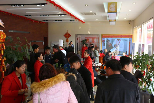 【火热招生中】快快加入郑州新东方学厨师的队伍!