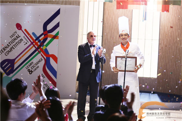 上班族转行学厨师获奖图