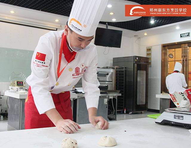 郑州新东方学厨师