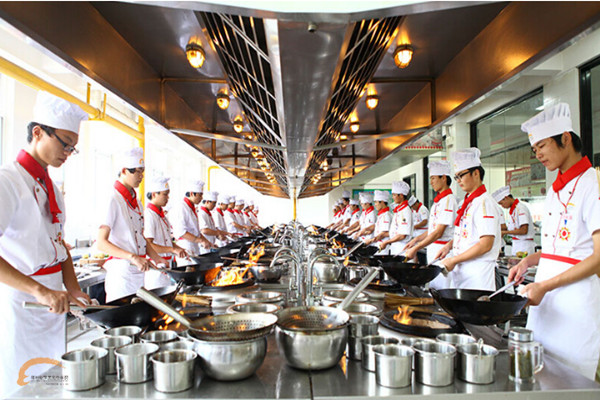 ֣���¶������ѧУ������ʦ��Ӣ