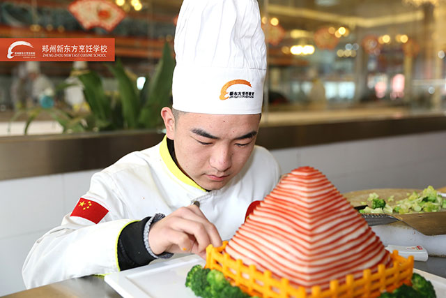 ֣���¶���ѧ�Ӹ�������˻������