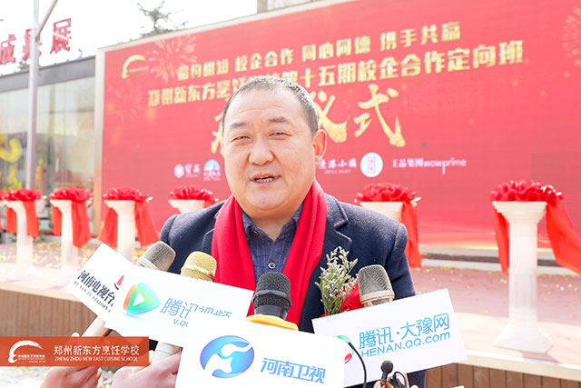 ý��ɷ�ѦУ��