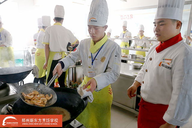 郑州新东方金领大厨专业阶段考核火热进行中