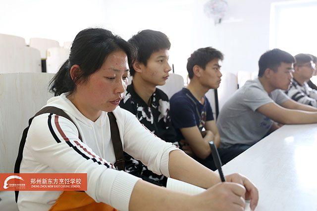 郑州新东方烹饪学校凉菜试听课