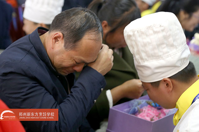 �ҳ��ж�����ӯ��