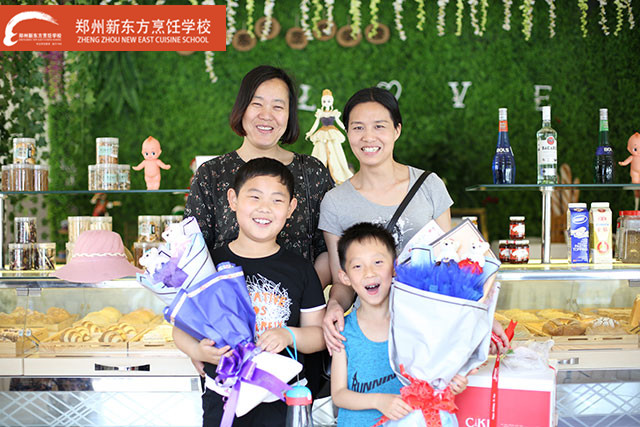 郑州新东方母亲节体验课