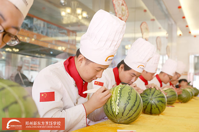 ֣���¶�����ѧ��ֳ�