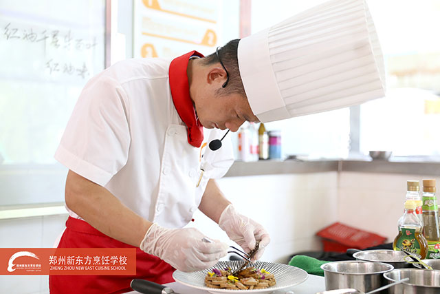 ֣���¶����в������