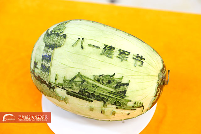 ֣���¶�����������Ʒչ