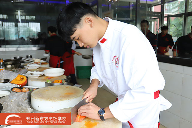 �¶�����ѧ���ܶ���