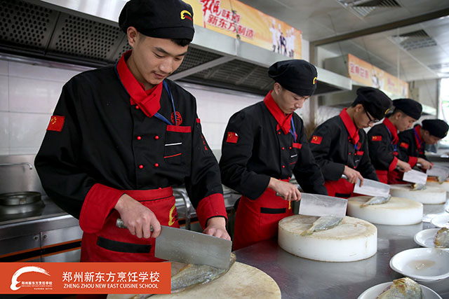 ֣���¶����вͽ׶ο���