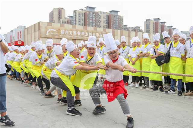 郑州新东方拔河比赛10.jpg