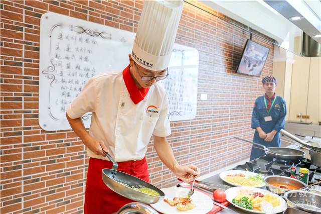 郑州新东方西餐体验课 (12).JPG