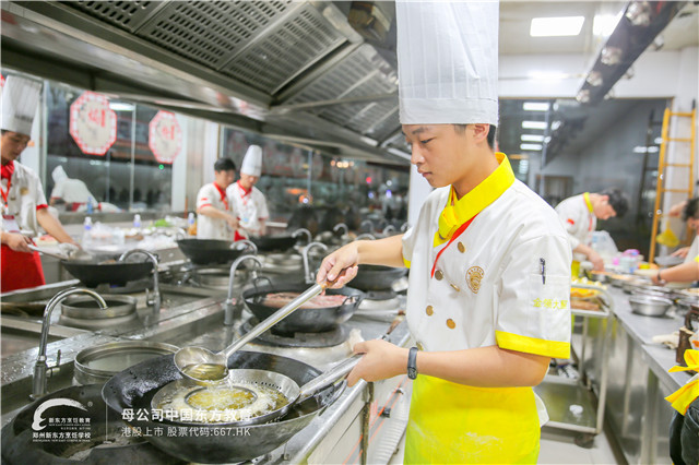 郑州新东方烹饪大赛 (1).jpg