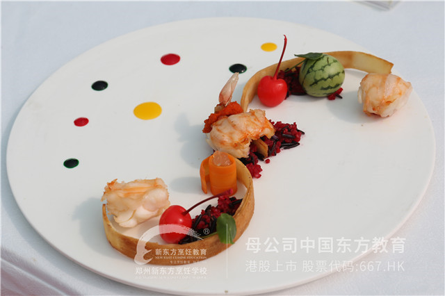 郑州新东方烹饪大赛之西餐比赛 (42).JPG