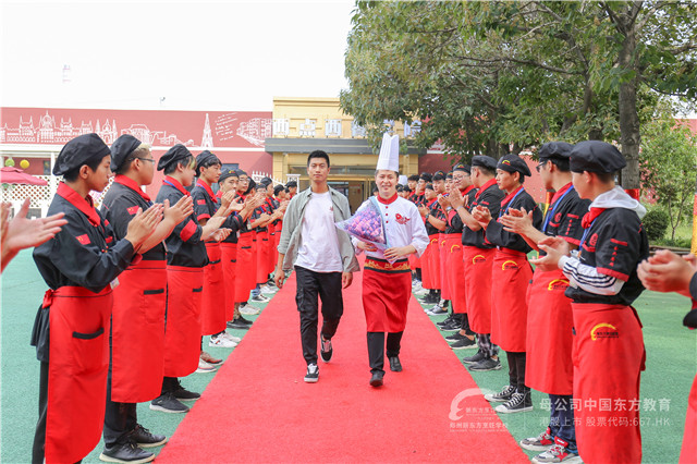 郑州新东方教师公开课 (1).JPG