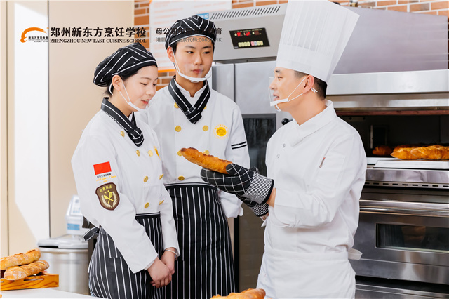 经典<a href=/zhuanye/snxd/ target=_blank class=infotextkey>西点</a> (2).jpg